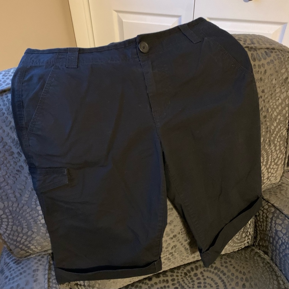DKNY Jeans Womens Bermuda Shorts - Picture 2 of 10
